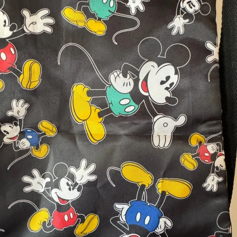 Disney‎ World Mickey Mouse Drawstring Backpack Black Lightweight Bag